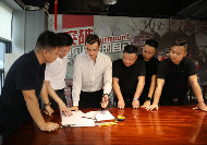 中国品牌门窗网(图4) 跨界合作新典范:鑫华派铝业与意大利设计师共创未来